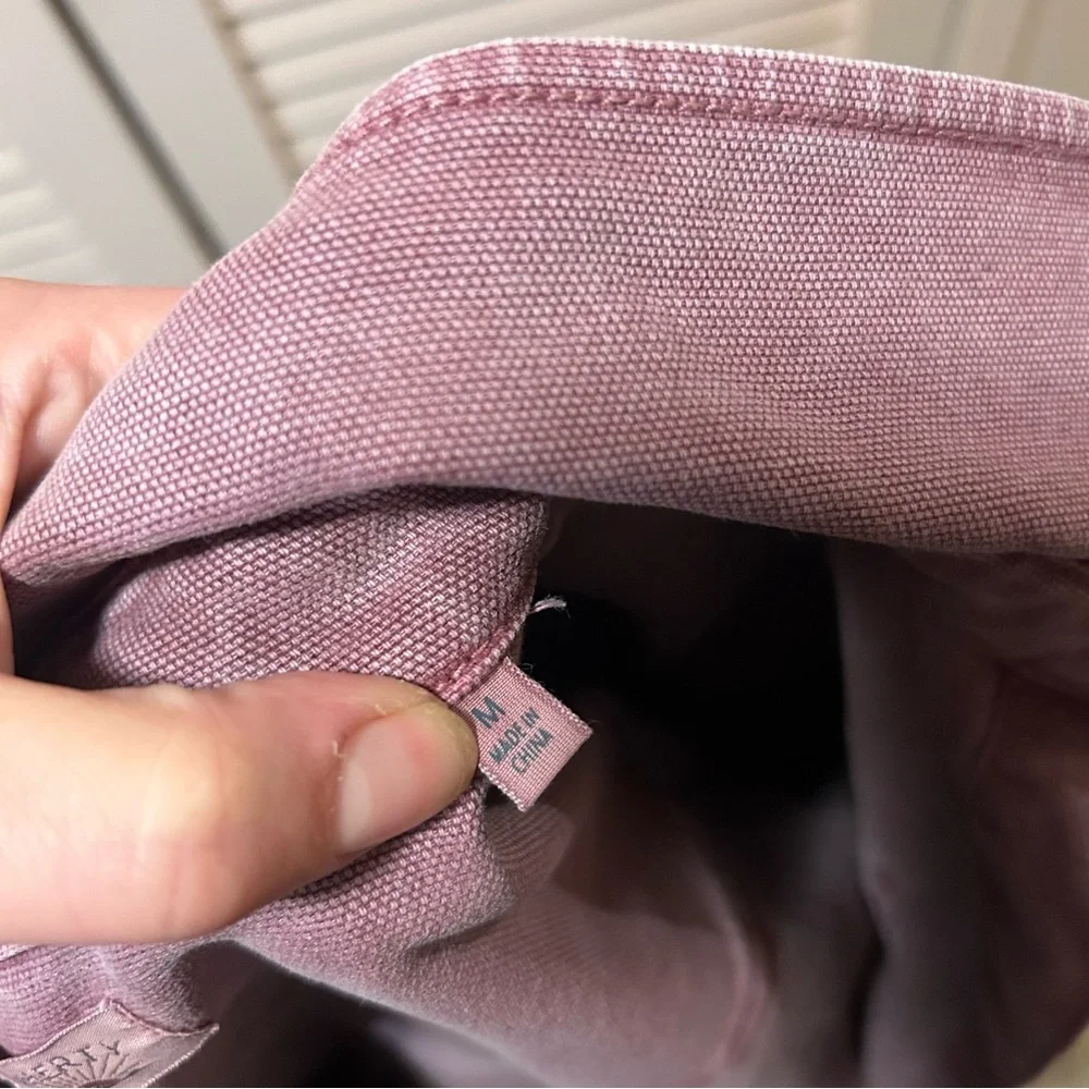 Faherty Sunwashed Canvas Overshirt - Weathered Orchid Women’s Size Medium - Picture 7 of 8